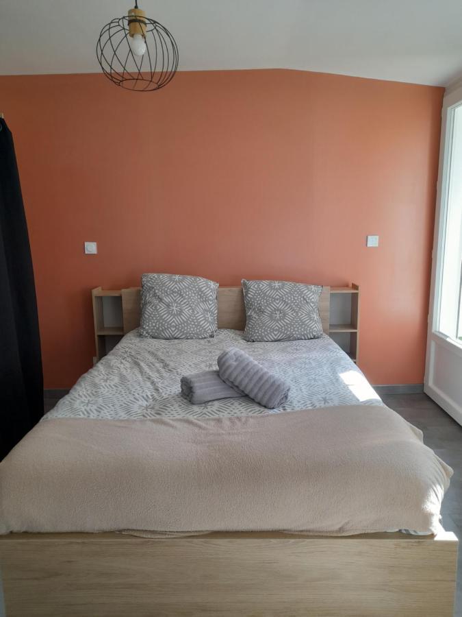Holiday home Un Doux Refuge La Roche-sur-Yon